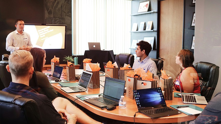 Kişisel Farkındalık ve Öz Farkındalık Eğitimi image